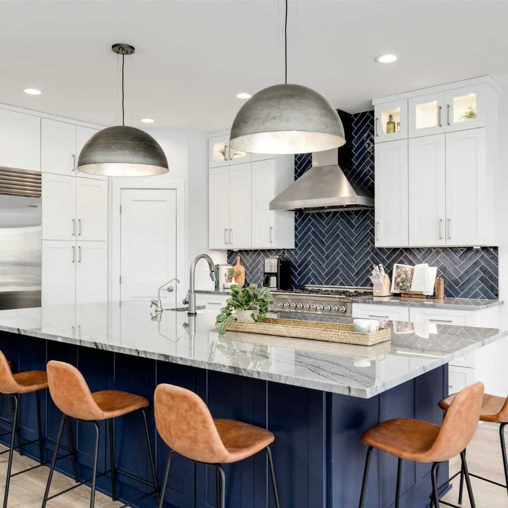 blue and white kitchen backsplash tiles