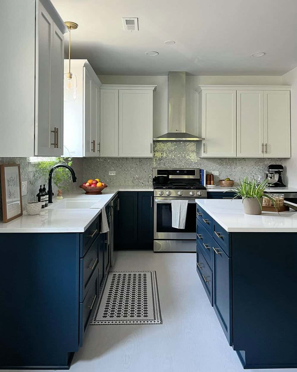 backsplash ideas for blue cabinets