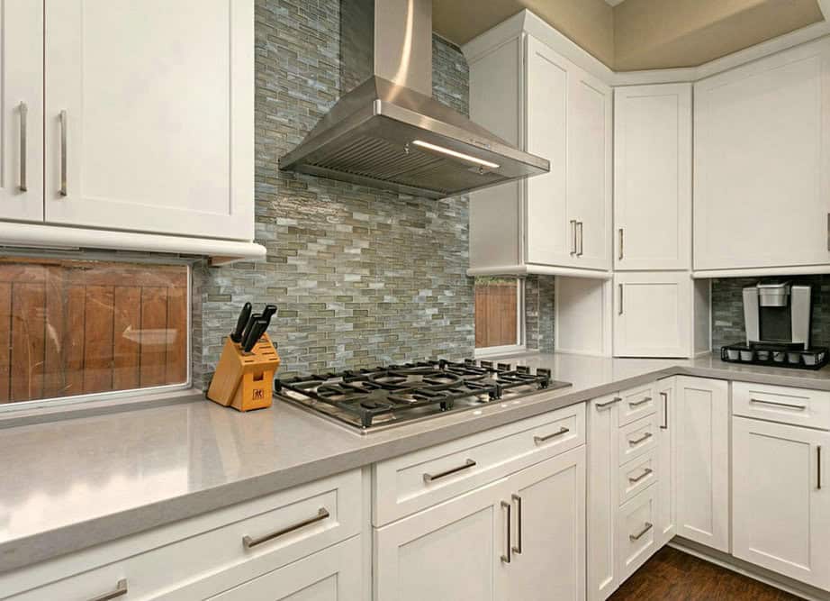 backsplash for grey countertop