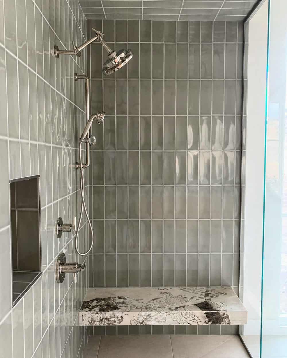 shower with corner bench