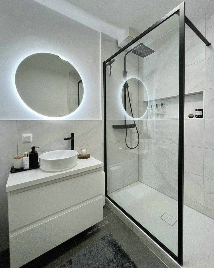 small bathroom walkin showers feature